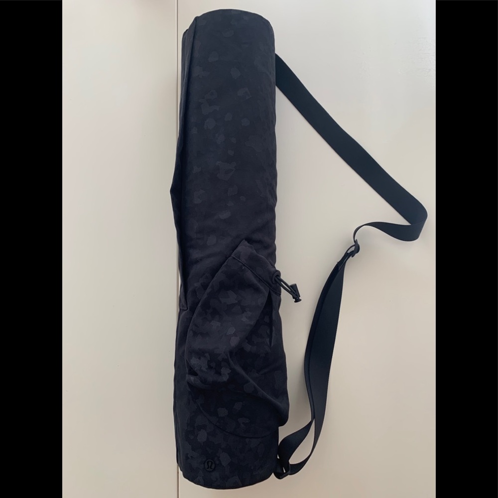 Lululemon Yoga Mat and Bag.